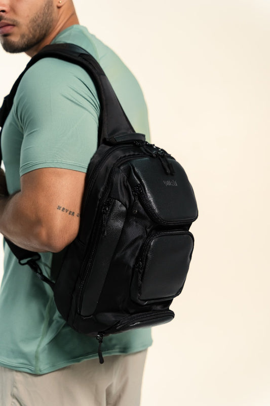 Cangurera Nomad Negro