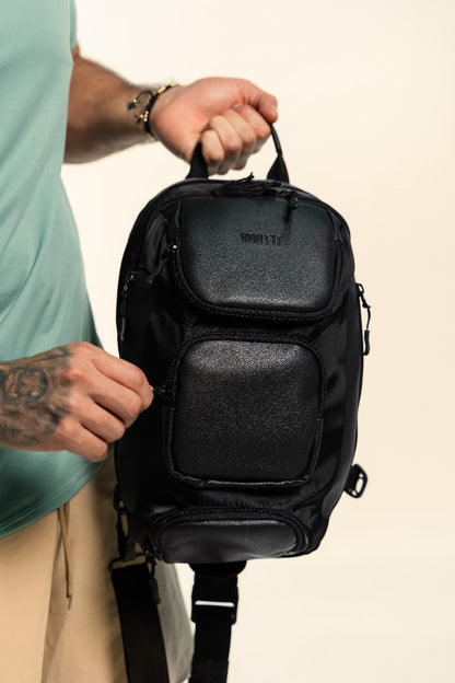 Cangurera Nomad Negro