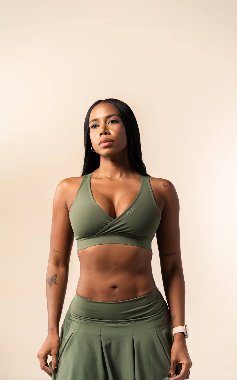 Top Arual Verde militar