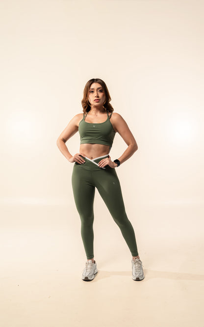 Top Nova Verde militar