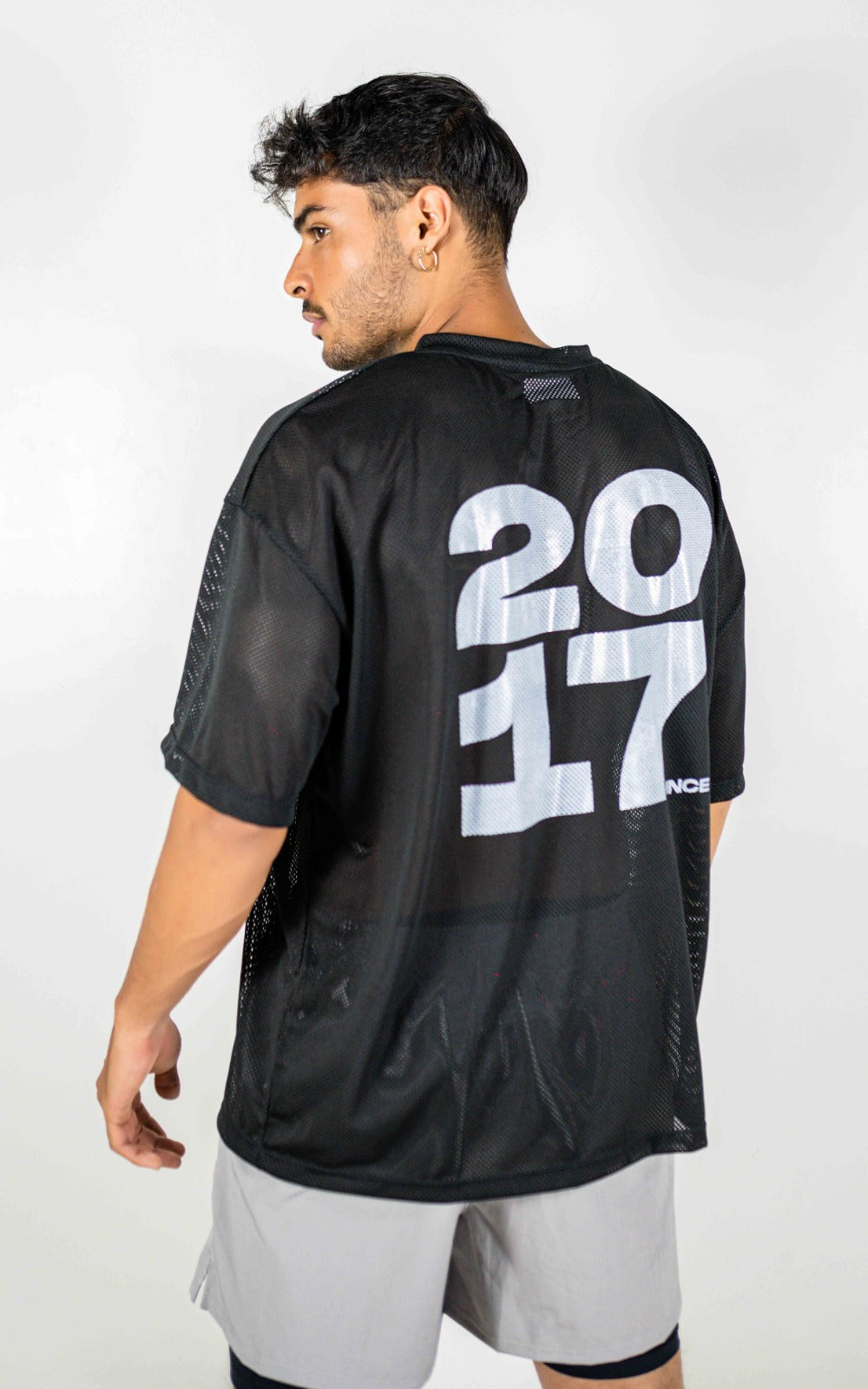 OVERSIZED SLAM NEGRA