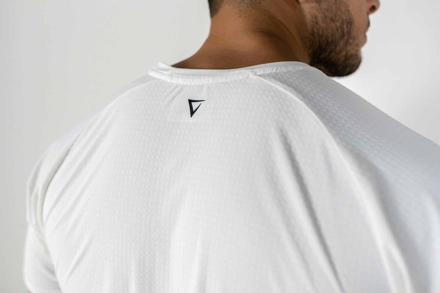 Camiseta Ranglan Sinergy Marfil