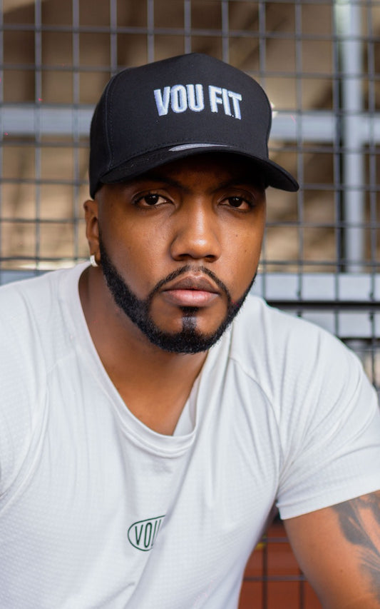 CAP SPOT NEGRO BLANCO